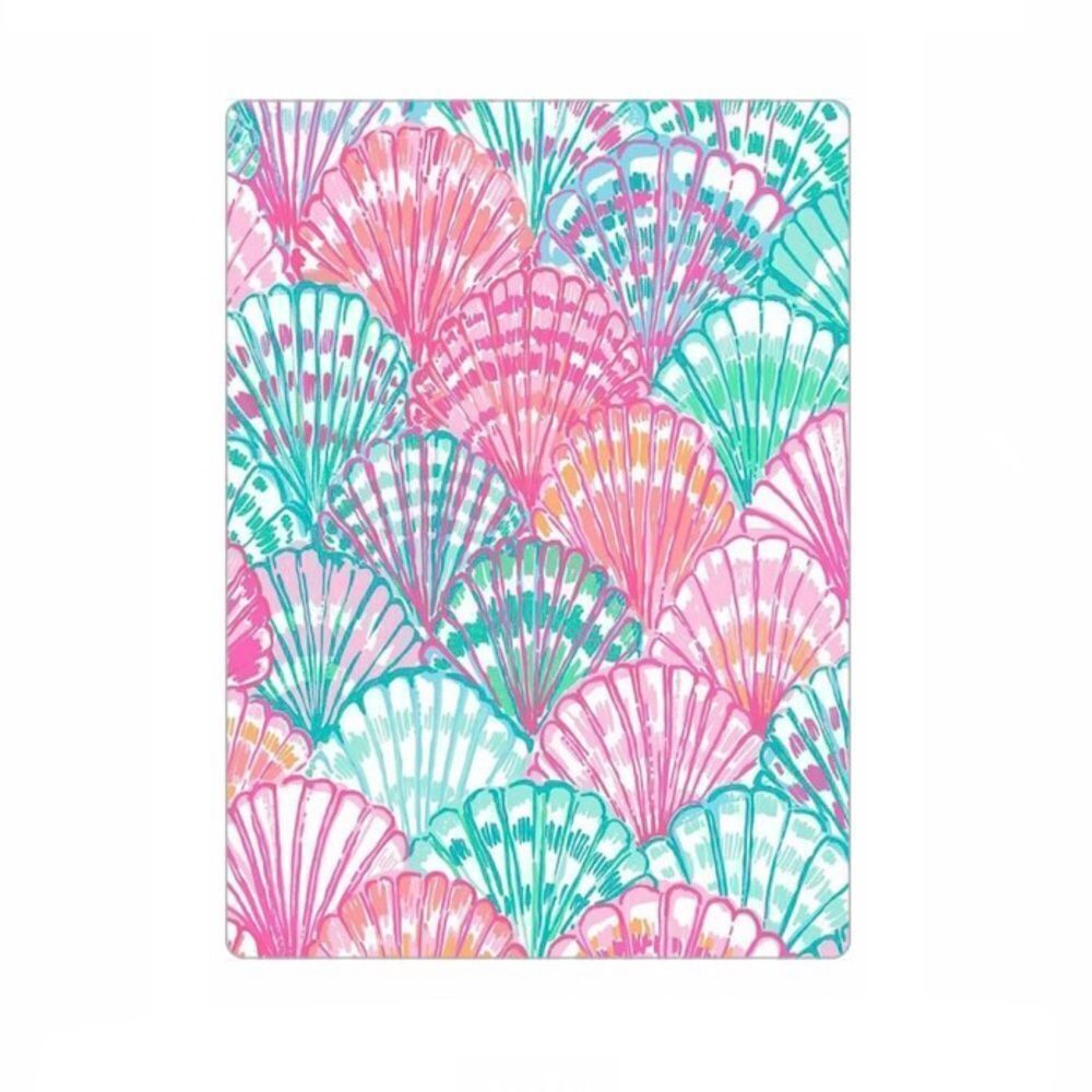 Lilly-inspired Shell Magnet 
